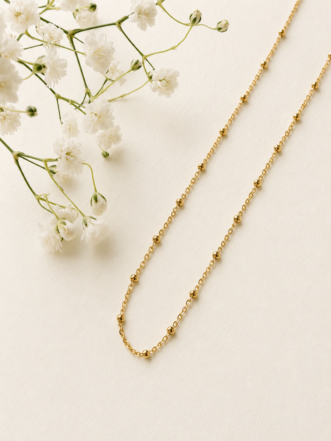 Collier & croix de nacre (plaqué or)
