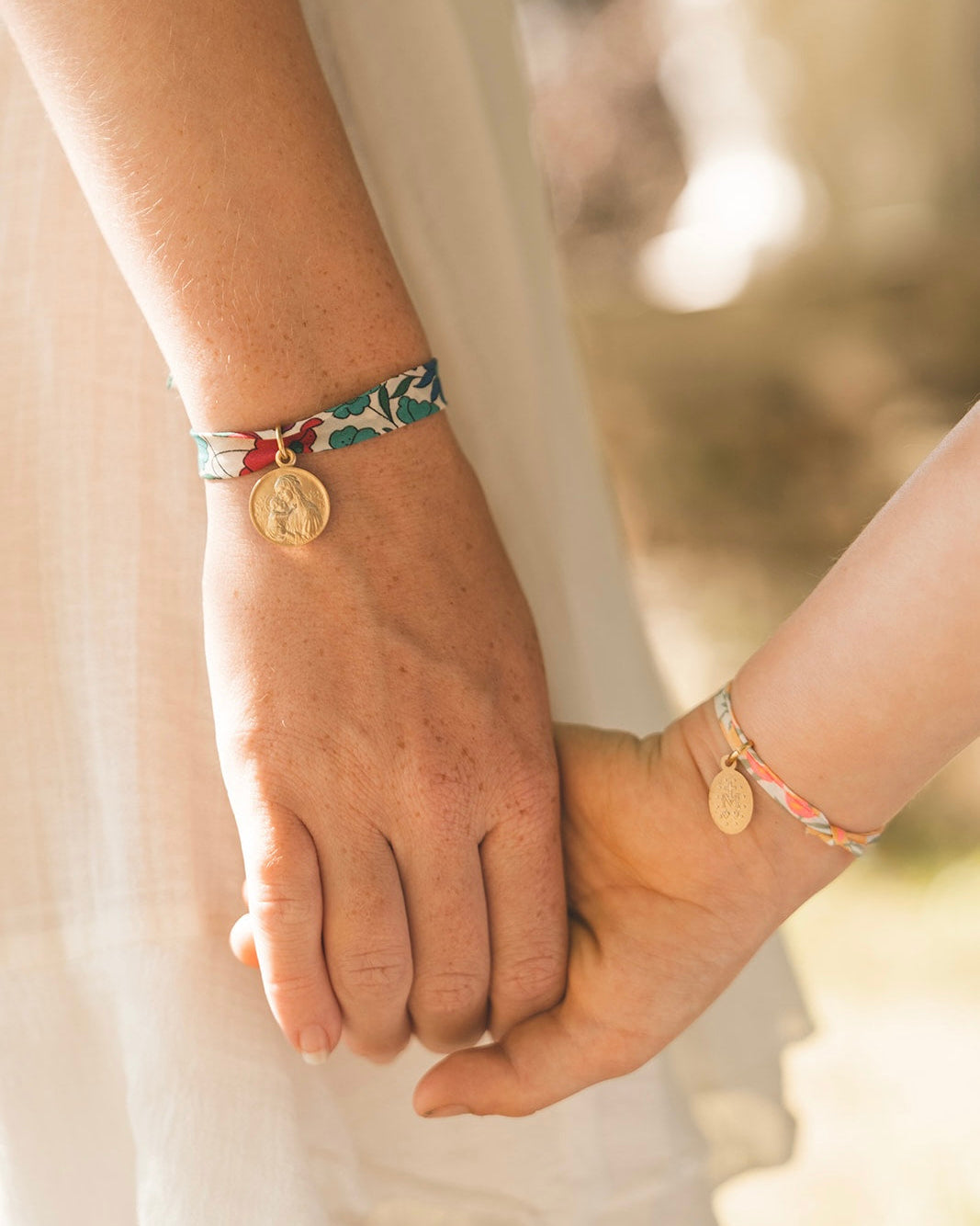 Bracelet Liberty & Médaille Vierge à l’Enfant Tendresse (dorée à l'or fin)