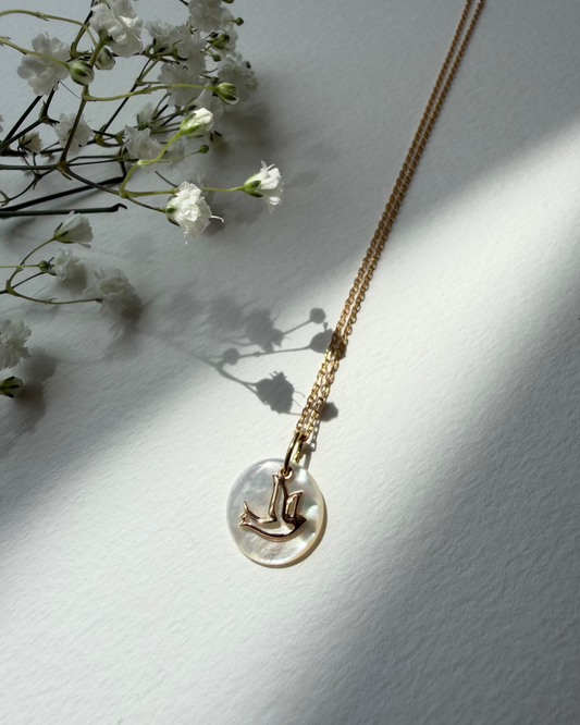 Collier Colombe & nacre (plaqué or)