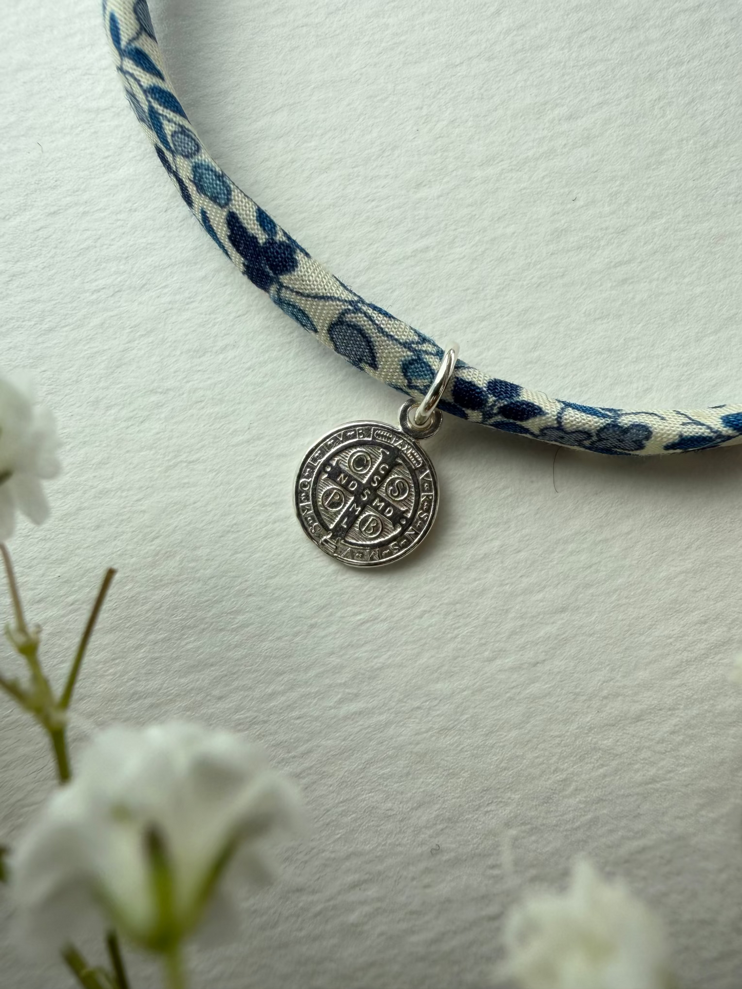 Bracelet Liberty & Médaille de Saint Benoît (argent massif 925)