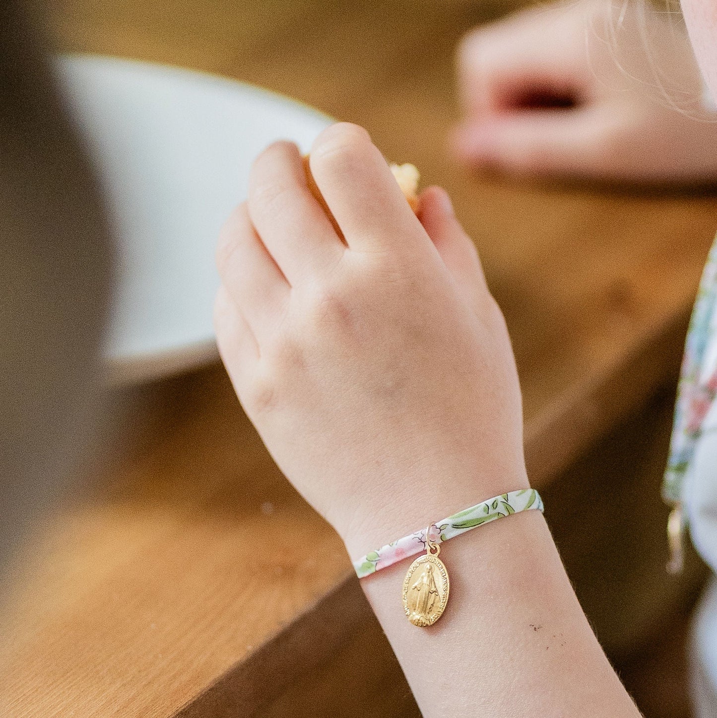 Bracelet Liberty & Médaille Miraculeuse (dorée à l'or fin)