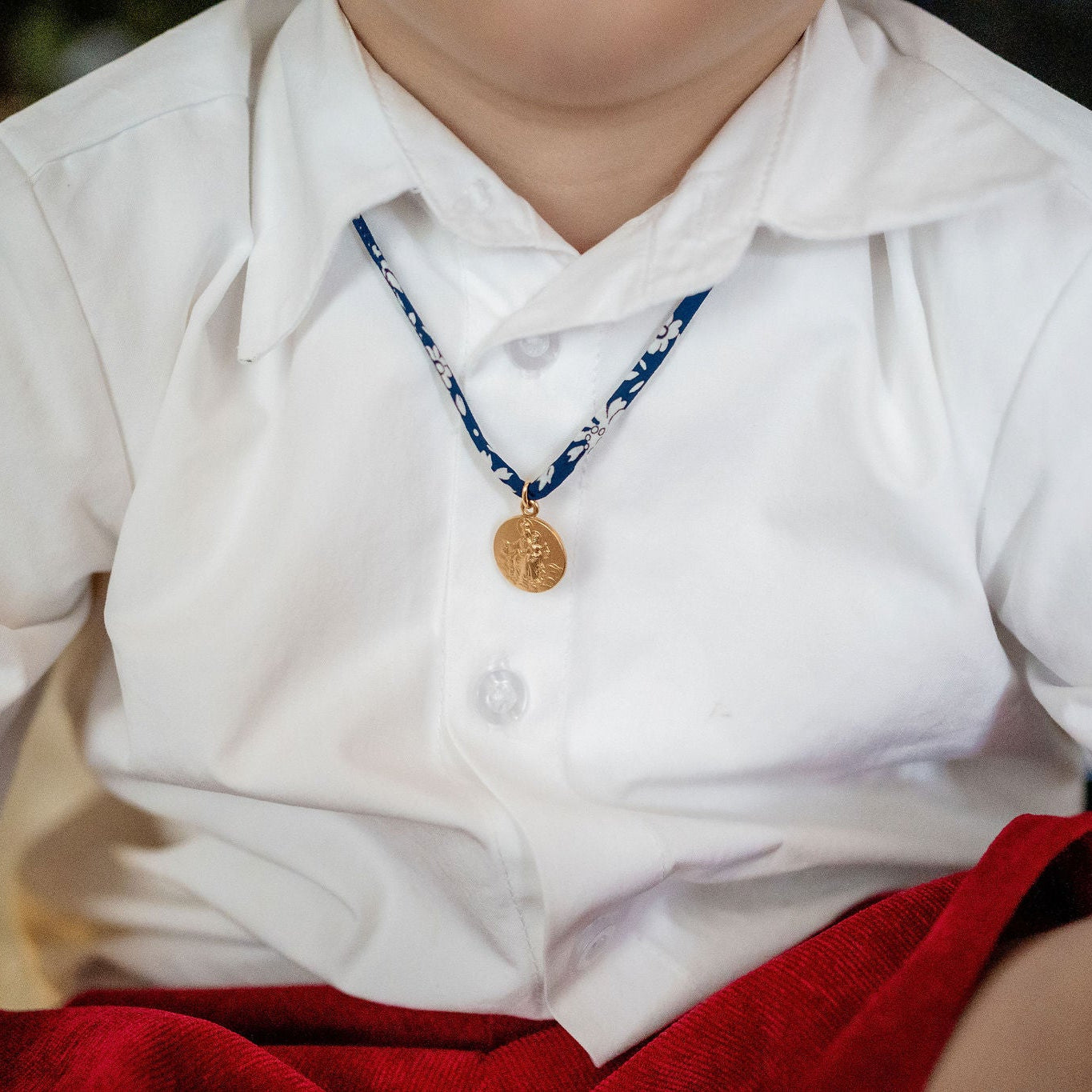 Collier & Médaille Scapulaire (dorée à l'or fin)