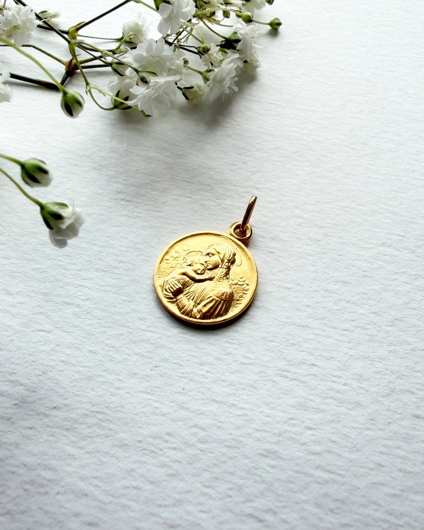 Médaille Vierge à l'enfant de Botticelli (plaqué or)