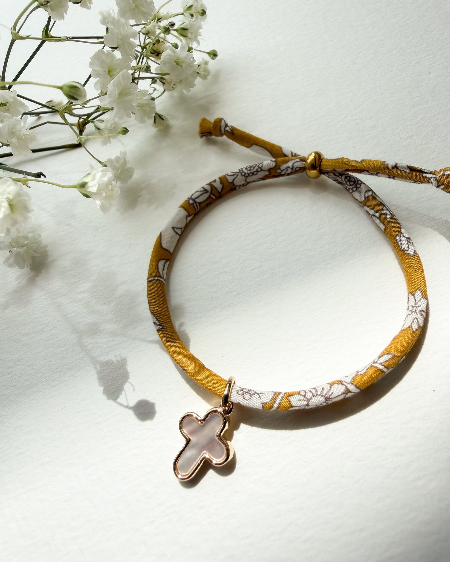 Bracelet Liberty & croix de nacre (plaqué or)
