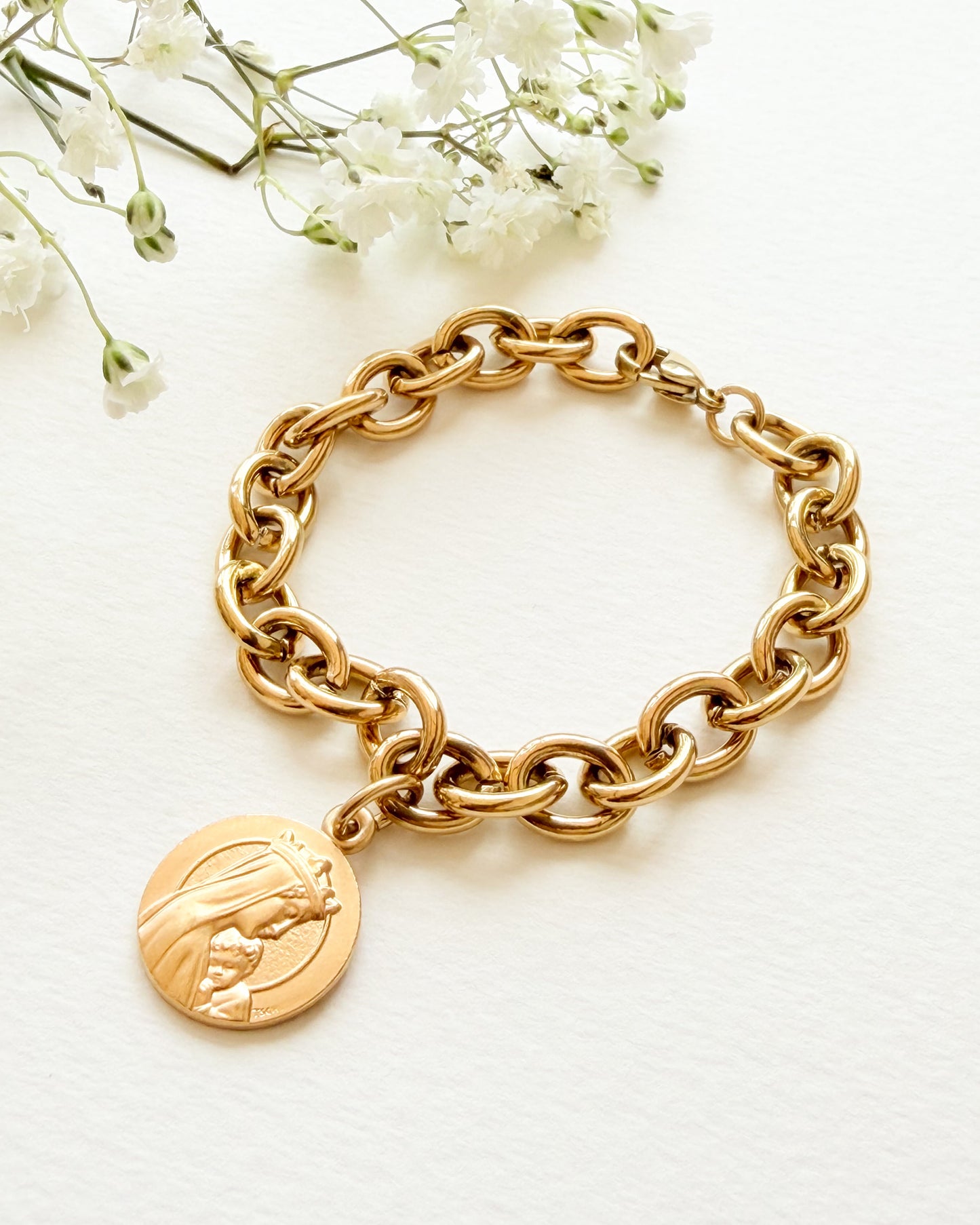 Bracelet Mailles & Médaille (dorée à l'or fin)