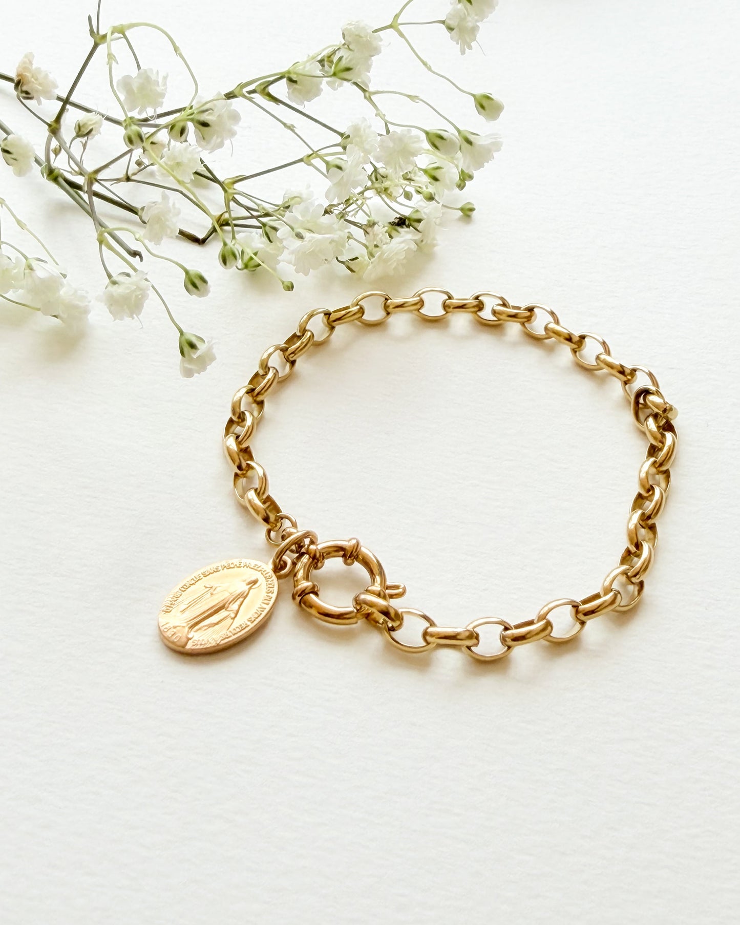 Bracelet Maille, fermoir bijou & Médaille (dorée à l'or fin)